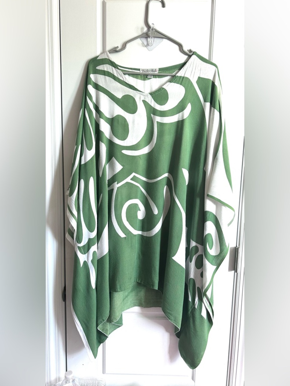 Back From Bali Green White Geometric Caftan Poncho One Size Boho Resort